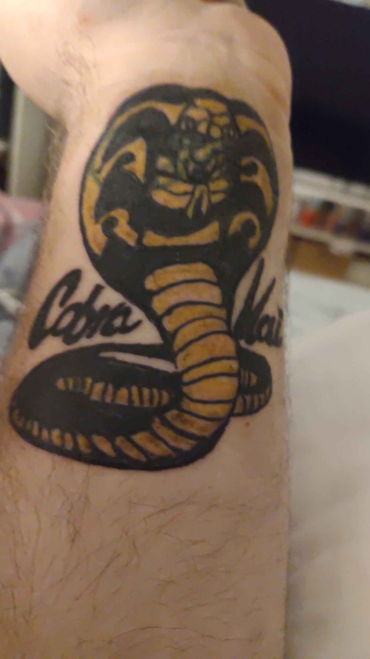 Tatuaje a color - El Fuerte Tattoo & Piercing